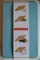 Mängden socker i Assortiment de biscuits salés, saveur du sud : oignon, herbes de provence, roquefort et olive noir