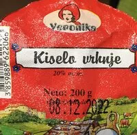 Mängden socker i kiselo vrhnje 26% m.m.