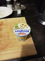 Mängden socker i Almighurt - Schokoballs Crunchy Vanilla