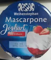 Mängden socker i Mascarpone-Joghurt auf Erdbeere