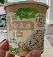 Mängden socker i Dairy Free Cookie Dough frozen dessert