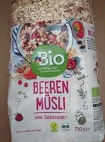 Mängden socker i DM Bio Beeren Müsli