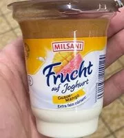 Mängden socker i frucht auf joghurt