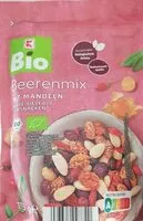 Mängden socker i Beerenmix mit Mandeln