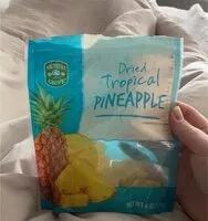 Mängden socker i Dried tropical pineapple