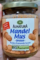 Mängden socker i Mandel Mus braun