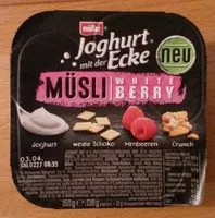 Mängden socker i Jaghurt mit der Ecke Müsli White Berry