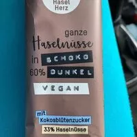 Mängden socker i ganze Haselnüsse in Schoko dunkel