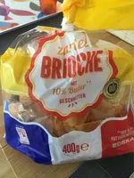 Mängden socker i zartes BRIOCHE mit Butter