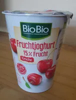 Mängden socker i Fruchtjoghurt 15% Frucht Kirsche
