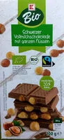 Mängden socker i Schweizer Vollmilchschokolade mit ganzen Nüssen