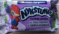 Mängden socker i Varškės sūrelis su mėlynėmis ir gervuogėmis