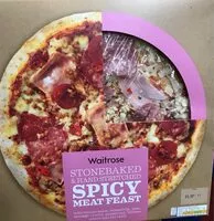 Mängden socker i Spicy meat feast Waitrose Pizza