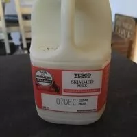 Mängden socker i Tesco Skimmed Milk 568Ml / 1 Pint