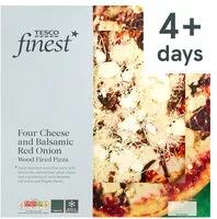 Mängden socker i Tesco Finest Four Cheese & Balsamic Red Onion Pizza