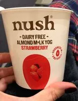 Mängden socker i Dairy free almond milk yog strawberry
