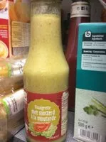 Mängden socker i Vinigar saladsaus with musterd