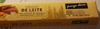 Mängden socker i chocolate de leite com pedaços de amêndoa caramelizada com mel