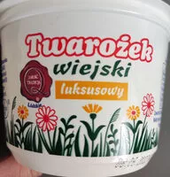 Mängden socker i Twarożek wiejski luksusowy