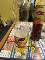 Mängden socker i Trópusi vegyes gyümölcs üdítőital, rostos