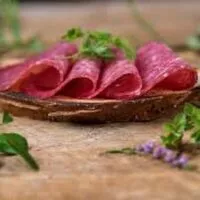 Mängden socker i Gull liten salami