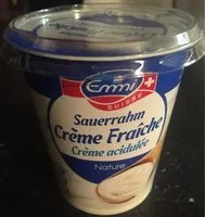 Mängden socker i Emmi Creme Fraiche Acidul & Eacute;e 35% 180G