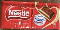 Mängden socker i Nestle extrafino con cremoso relleno La Lechera