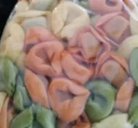 Mängden socker i Tortelloni tre colori basilico