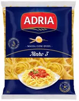 Mängden socker i Macarrão De Sêmola Com Ovos Ninho 3 Adria Pacote 500g
