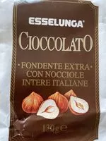 Mängden socker i cioccolato fondente extra con nocciole intere italiane