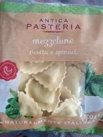 Mängden socker i Mezzelune ricotta e spinaci