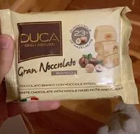 Mängden socker i cioccolato bianco con nocciole intere e cereali