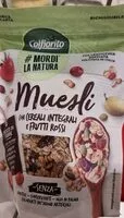 Mängden socker i Muesli con cereali integrali e frutti rossi
