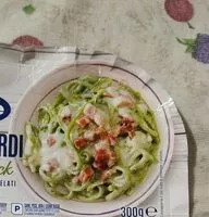 Mängden socker i Tagliolini verdi con panna e speck