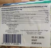 Mängden socker i Pistachos elaborados con agua de mar tarrina