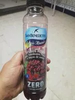 Mängden socker i Agua mineral con frutos rojos zero azúcares