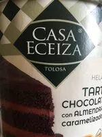 Mängden socker i Helado tarta chocolate con almendras caramelizadas