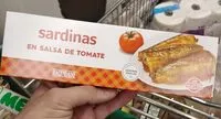 Mängden socker i Sardinas en salsa de tomate