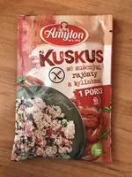 Mängden socker i Kuskus se sušenými rajčaty a bylinkami