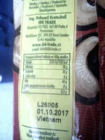 Mängden socker i KEŠU pražené solené