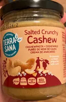 Mängden socker i Cashewmus mit Cashewstückchen und Steinsalz