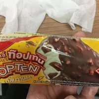 Mängden socker i Vanilla flavored Ice Confection Coated with Chocolate Flavored Coating and 3% peanuts