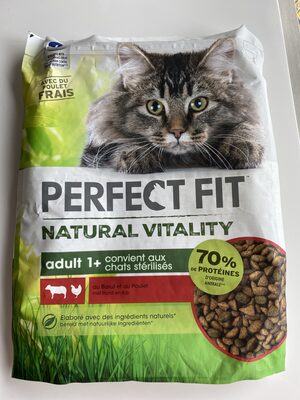 Dry cat food